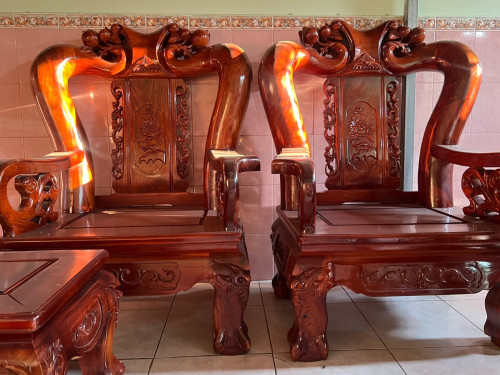 សាឡុងក្តាធ្នុងដៃ16