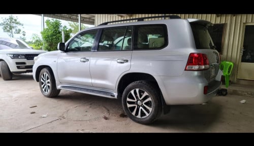 ឡានលក់ម៉ាស៊ូត49500$