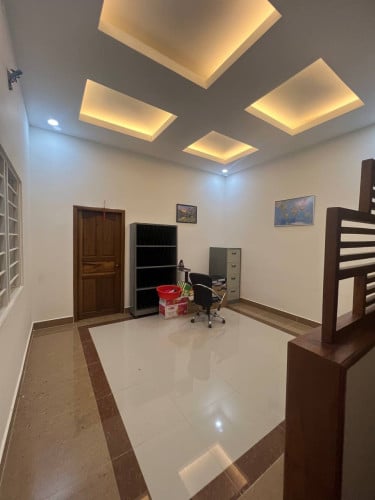 ផ្ទះល្វែងសំរាប់ជួលនៅបុរី ប៉េងហួត 598