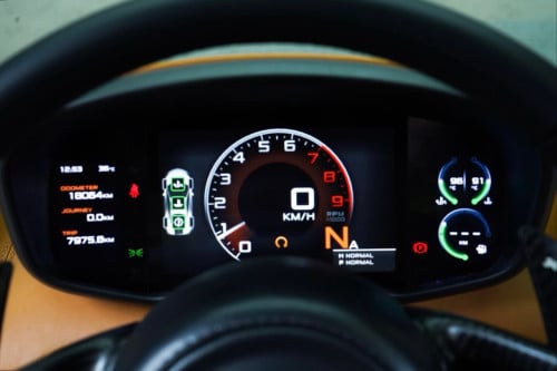កាន់លុយត្រឹម5x xxx $ អាចដក MCLaren570s up 600LTទៅប្រើបានភ្លាមៗ