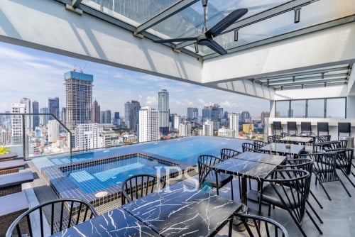 #FORSALE 🏠 1-Bedroom Condo -📍Parc 21, Boeung Trabek, Phnom Penh