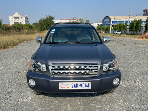 លក់ Highlander ឆ្នាំ2002 ប៉ុង1 ពាក់កណ្ដាលហ្វូល ឡានស្អាត សុីនមួយជុំ