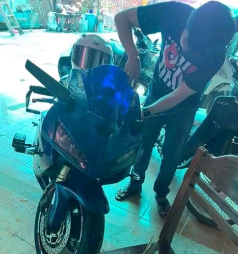 មានបងប្អូនណាត្រូវកាម៉ូតូ Honda cbr 600rr អាចទាក់ទងមកញុមបានញុមជិះខ្លួនឯង 011895609 061427411
