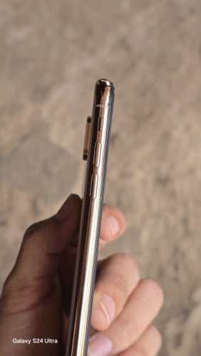លក់ iPhone Xs Max / 64g / 130$