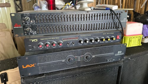 ឈុត​ karaoke​ ៤តឹក​ ក​១០០​ jbl លក់ធូរៗ
