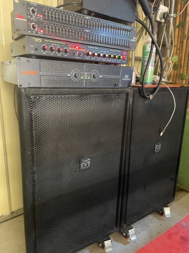 ឈុត​ karaoke​ ៤តឹក​ ក​១០០​ jbl លក់ធូរៗ