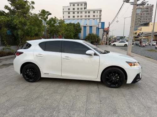 雷克萨斯-Lexus CT200H Full