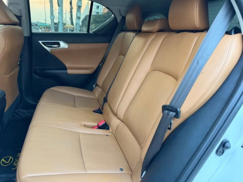 雷克萨斯-Lexus CT200H Full