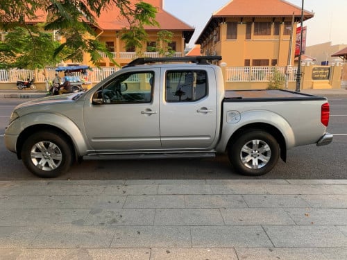 ឡានផ្ទាល់ខ្លួន លក់ប្រញាប់ Nissan Navara ឆ្នាំ 2010