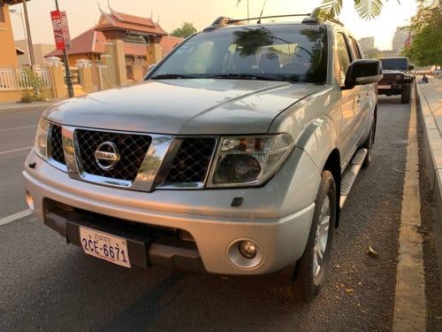 ឡានផ្ទាល់ខ្លួន លក់ប្រញាប់ Nissan Navara ឆ្នាំ 2010