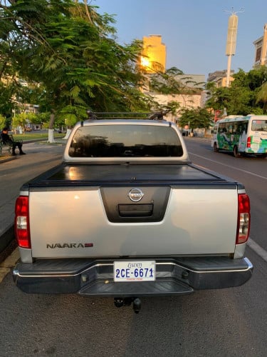 ឡានផ្ទាល់ខ្លួន លក់ប្រញាប់ Nissan Navara ឆ្នាំ 2010