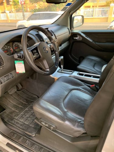 ឡានផ្ទាល់ខ្លួន លក់ប្រញាប់ Nissan Navara ឆ្នាំ 2010