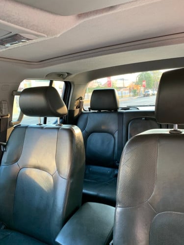 ឡានផ្ទាល់ខ្លួន លក់ប្រញាប់ Nissan Navara ឆ្នាំ 2010