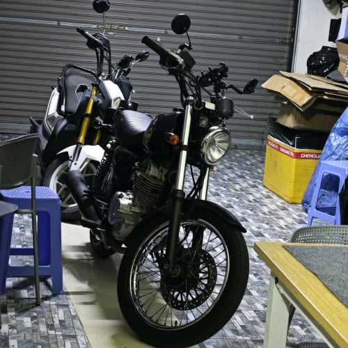 លក់ Suzuki Big Boy ឆ្នាំ 2010 ប្រើប៊ិចស៊ីសាំងតិចតម្លៃ: 1950$
