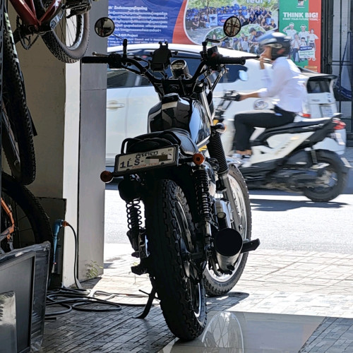 លក់ Suzuki Big Boy ឆ្នាំ 2010 ប្រើប៊ិចស៊ីសាំងតិចតម្លៃ: 1950$