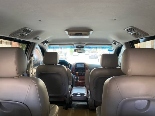 ឡានលក់ Toyota Sienna ឆ្នាំ04 ប៉ុង1 XLE ឡានស្អាត