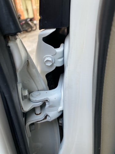 ឡានលក់ Toyota Sienna ឆ្នាំ04 ប៉ុង1 XLE ឡានស្អាត