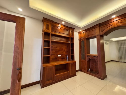 ផ្ទះវីឡាភ្លោះ/Twin villa for rent  📍បុរីអ័រគីដេ/Borey Orkide 2004