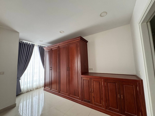 ផ្ទះវីឡាភ្លោះ/Twin villa for rent  📍បុរីអ័រគីដេ/Borey Orkide 2004