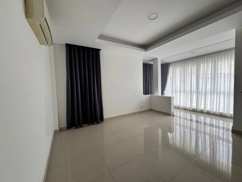 ផ្ទះវីឡាភ្លោះ/Twin villa for rent  📍បុរីអ័រគីដេ/Borey Orkide 2004
