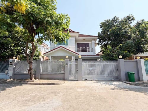 🏠វីឡាសម្រាប់ជួលនៅក្នុង បុរីឧទ្យានទន្លេបាសាក់ | Villa for Rent In Borey Basac Garden City