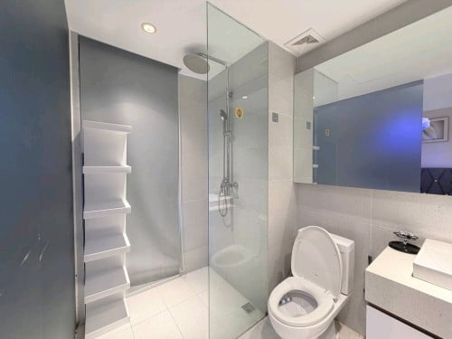 1 Bedroom Time Square 3
