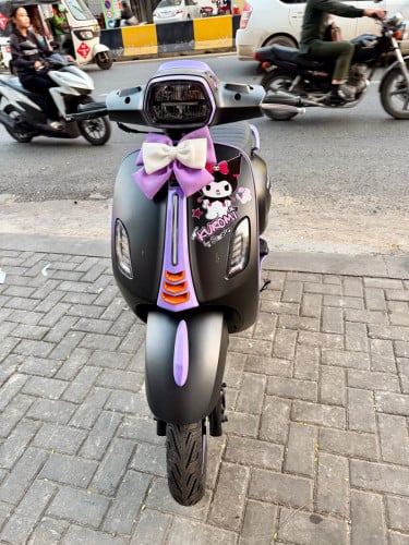 1380$ មានពន្ធត្រឹមត្រូវ សុីសាំងតិច ប្រើធន់ មានកាធានាត្រឹមត្រូវ