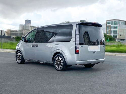 2022 Hyundai Staria VIP 7-Seater