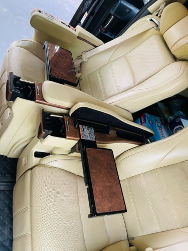 Alphard Hybrid full options Executive lough. កៅអី​ VIP