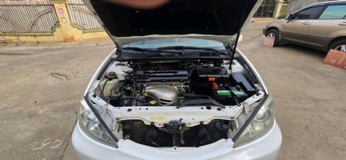 Camry LE 2004 ពោង ៨ បើកដំបូល សកាម៉ៃ