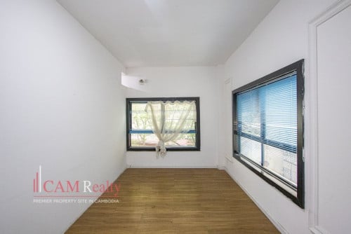 Commercial space For Rent in BKK1