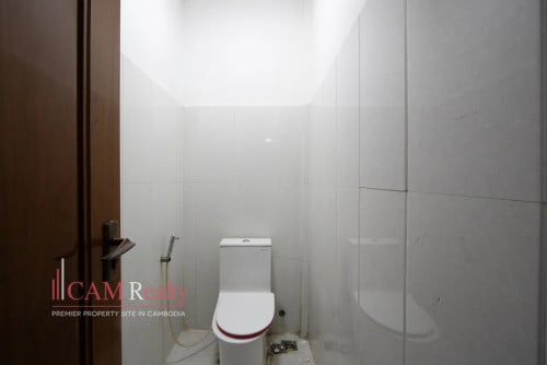 Commercial space For Rent in BKK1