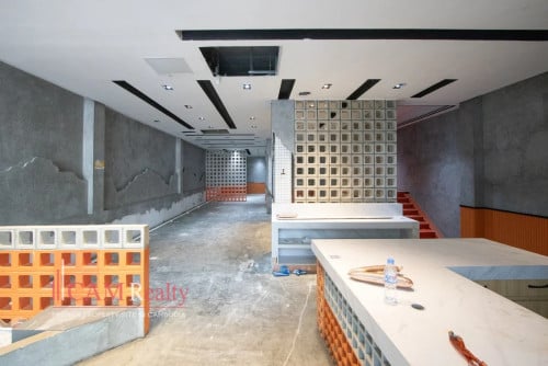 Commercial space For Rent in BKK1