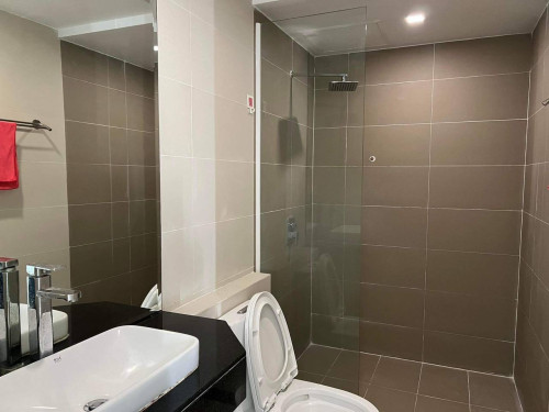 Condo 1bedroom for sale near TTP market