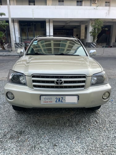Highlander 02 limited full option បេីកដំបូល jbl ម្ចាស់ដេីម