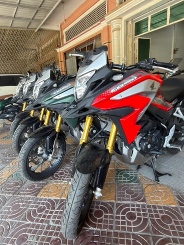 Honda CB150X Adventure