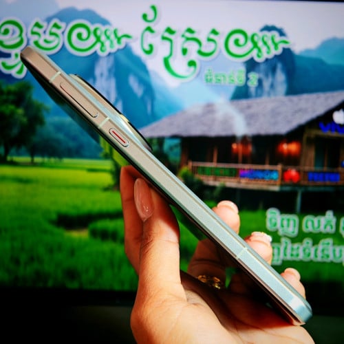 HONOR Magic 7 Pro 512G (វ៉ៃដូរបាន)មានធានាច្បាស់លាស់ត្រឹមត្រូវ