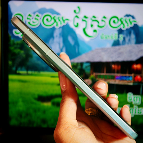 HONOR Magic 7 Pro 512G (វ៉ៃដូរបាន)មានធានាច្បាស់លាស់ត្រឹមត្រូវ