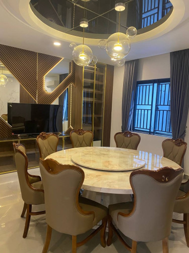 Hot Deal! Spacious 5BR House in Chip Mong 271 ๐ฅ ่ถ
ๅผๆฟๆบ๏ผChip Mong 271 ไบๅงๅฎคๅคงๆฟ