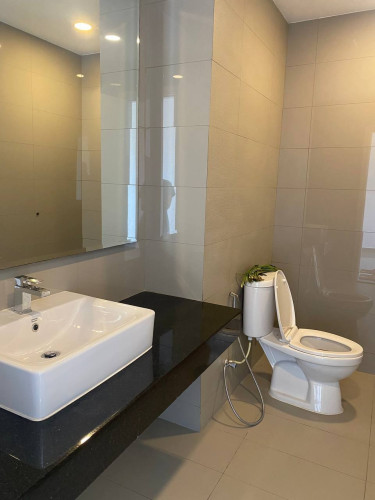 Hot Deal! Spacious 5BR House in Chip Mong 271 ๐ฅ ่ถ
ๅผๆฟๆบ๏ผChip Mong 271 ไบๅงๅฎคๅคงๆฟ