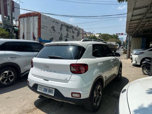Hyundai Venue 021 ថ្មីធានា