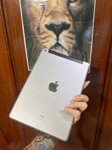 Ipad 6th 32G អត់ជាប់100% SIM + Wifi✅