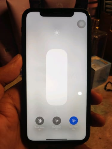 Iphone 11. 128ជី