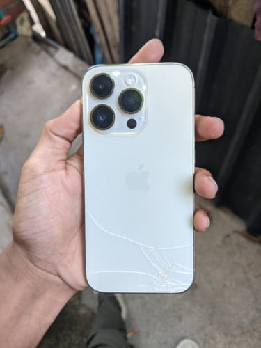Iphone 14 pro LCD zy wifi only អត់ដើរកាមេរ៉ាមុខ location Phnom Penh