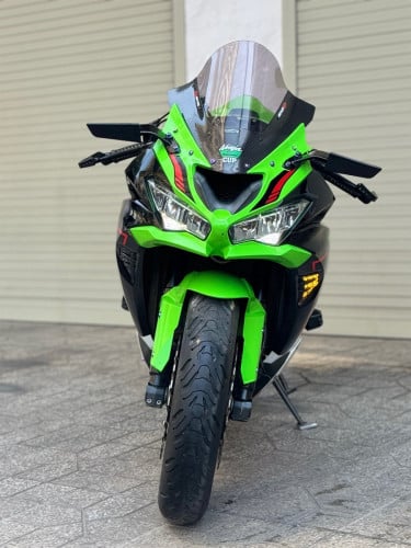 Kawasaki Ninja ZX6r