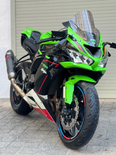 Kawasaki Ninja ZX6r