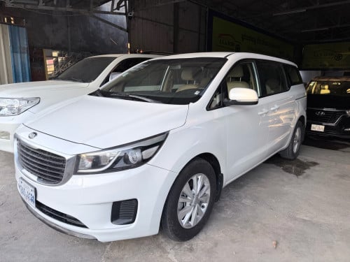 KiA Carnival 018 ធានាឡានស្អាតសាងបាន
