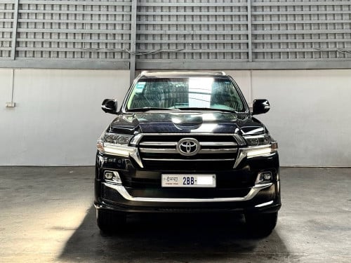Land Cruiser grand touring 2019 សាំង