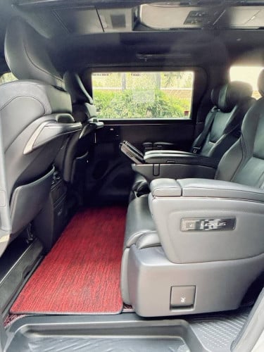 Lexus LM350h ឆ្នាំ2024 7កៅអី ម្ចាស់ដើម ទឹកថ្នាំហ្ស៊ីន1ជុំ
