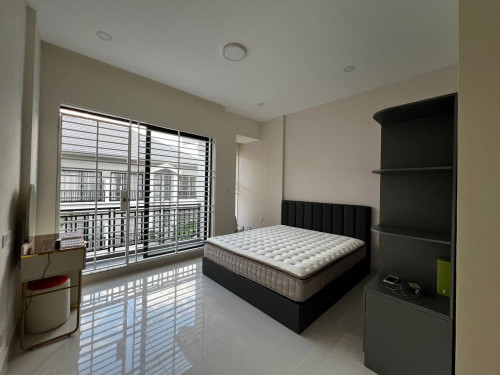 Link Villa LV for rent in borey penghout boeung snor